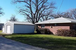 602 West St, Hico, TX 76457 - Photo 3