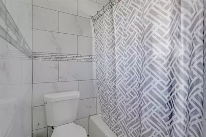 112 Robin Drive, Burleson, TX 76028 - Photo 15