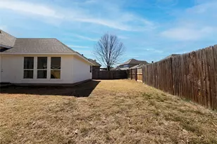 1608 Wickham Dr, Burleson, TX 76028 - Photo 17