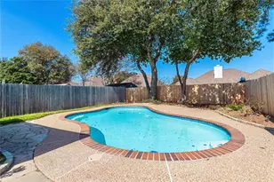 2337 Fox Glenn Cir, Bedford, TX 76021 - Photo 27