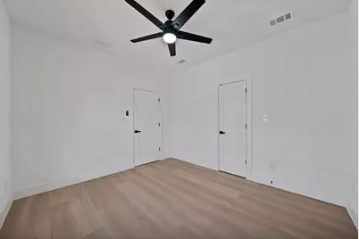 1405 Barry Avenue, Dallas, TX 75223 - Photo 33