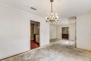 5001 Boulder Lake Rd, Fort Worth, TX 76103 - Photo 9