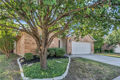 308 Cadbury Drive, Euless, TX 76040 - Photo 3