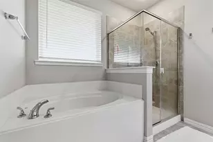 801 Taliaferro Trl, Springtown, TX 76082 - Photo 15