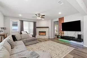 801 Taliaferro Trl, Springtown, TX 76082 - Photo 13