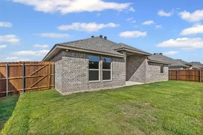 620 Jameson Street, Springtown, TX 76082 - Photo 35