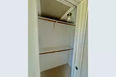 898 Reno, Reno, TX 76020 - Photo 5