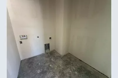 525 Waterford Park Boulevard, Weatherford, TX 76087 - Photo 3