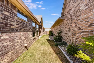 3414 Fountain Way, Granbury, TX 76049 - Photo 31