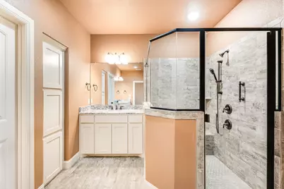 3414 Fountain Way, Granbury, TX 76049 - Photo 23