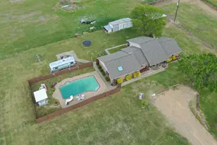 430 Carter Rd, Italy, TX 76651 - Photo 1