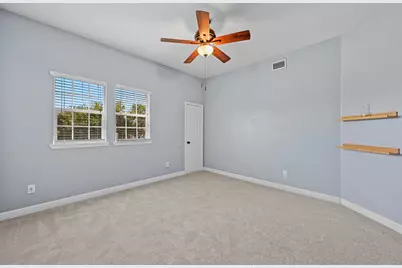 420 E 9th Street, Dallas, TX 75203 - Photo 17