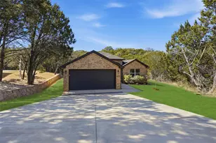 5502 Northview Ct, Granbury, TX 76048 - Photo 3