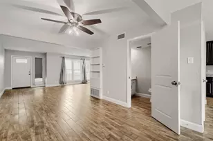 1624 Choteau Cir, Grapevine, TX 76051 - Photo 7