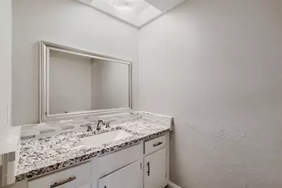 1624 Choteau Circle, Grapevine, TX 76051 - Photo 21