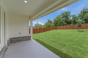 529 Waterford Park Boulevard, Weatherford, TX 76087 - Photo 21