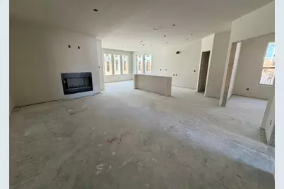 529 Waterford Park Boulevard, Weatherford, TX 76087 - Photo 3