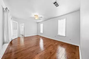 501 N Pleasant St, Hillsboro, TX 76645 - Photo 15