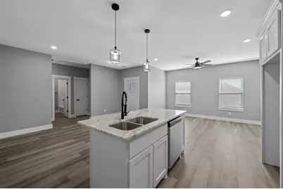 527 W Walker Street, Denison, TX 75020 - Photo 7