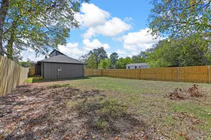 527 W Walker St, Denison, TX 75020 - Photo 19