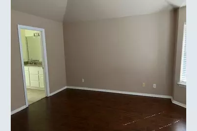 201 Willow Street, Crowley, TX 76036 - Photo 7