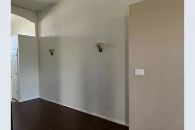 201 Willow Street, Crowley, TX 76036 - Photo 5