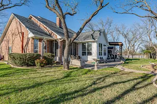 5615 Equestrian Ct, Granbury, TX 76049 - Photo 9