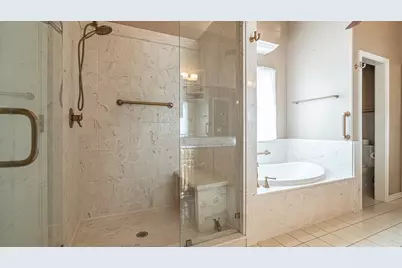 5615 Equestrian Court, Granbury, TX 76049 - Photo 29