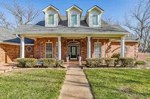 5615 Equestrian Ct, Granbury, TX 76049 - Photo 7