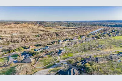 5615 Equestrian Court, Granbury, TX 76049 - Photo 39