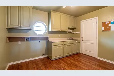 5615 Equestrian Court, Granbury, TX 76049 - Photo 35