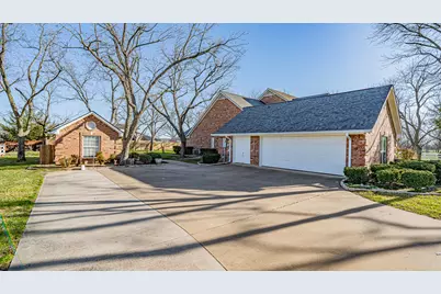 5615 Equestrian Court, Granbury, TX 76049 - Photo 7