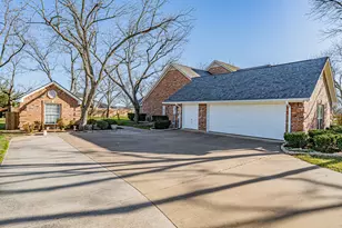 5615 Equestrian Ct, Granbury, TX 76049 - Photo 7
