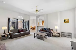 409 Kyle Ln, Lewisville, TX 75067 - Photo 7