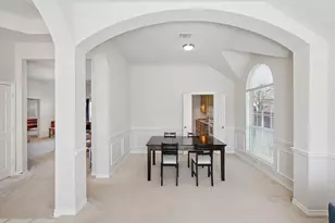 409 Kyle Ln, Lewisville, TX 75067 - Photo 5