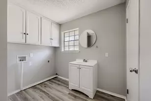 2185 Jana Ln, Burleson, TX 76028 - Photo 21