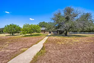 2185 Jana Ln, Burleson, TX 76028 - Photo 25