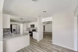 2185 Jana Ln, Burleson, TX 76028 - Photo 9