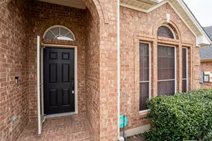 8700 Shadow Trace Dr, Fort Worth, TX 76244 - Photo 3