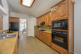 12271 Latigo Dr, Frisco, TX 75035 - Photo 7