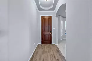 2013 San Marino Ln, Lewisville, TX 75077 - Photo 5