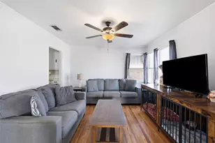 1503 W 10th St, McGregor, TX 76657 - Photo 3