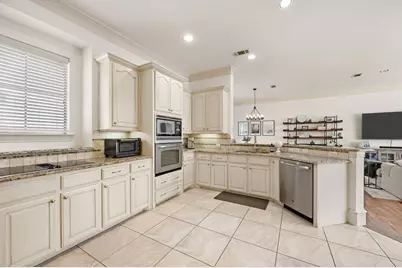 1922 Euclid Avenue #B, Dallas, TX 75206 - Photo 9