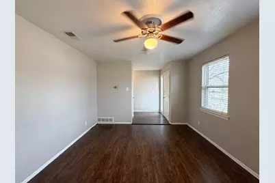 304 Clary Drive, Mesquite, TX 75149 - Photo 5