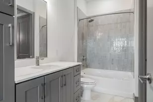 2700 Old Denton Rd, Carrollton, TX 75007 - Photo 13