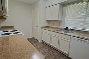 1122 Pyramid Dr, Garland, TX 75040 - Photo 5