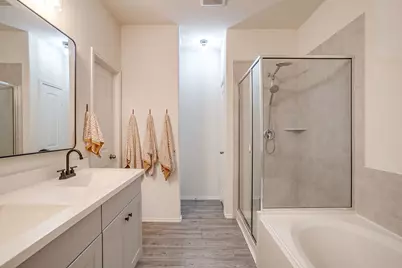 800 Amberwood Court, Fort Worth, TX 76052 - Photo 23