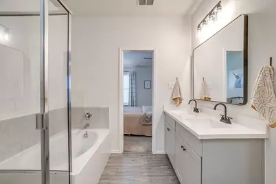 800 Amberwood Court, Fort Worth, TX 76052 - Photo 27