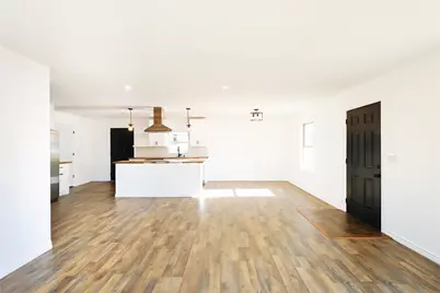 609 Western Hills Trail, Granbury, TX 76049 - Photo 11