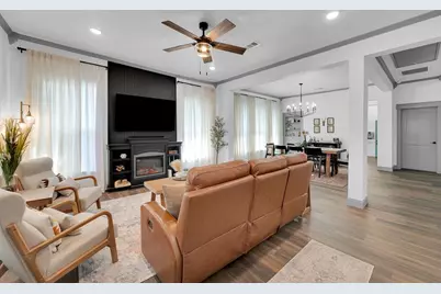 1322 N 11th Street, Waco, TX 76707 - Photo 5